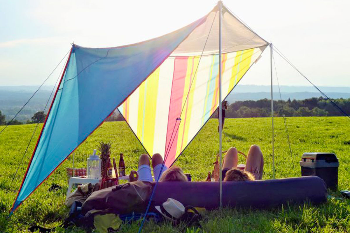 Hurra draussen: Bent Tarp Lounge im Test!